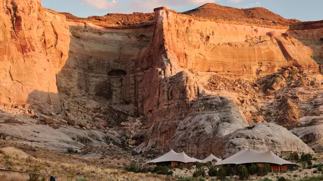 View of Camp Sarika tents at Amangiri against a backdrop of Utah mesas