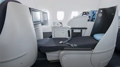 La Compagnie Airbus A321neo aircraft lie-flat seats