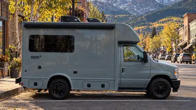 The Thor Motor Coach Rize+ in profile