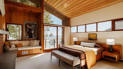 Susman House Faria Beach Ventura bedroom