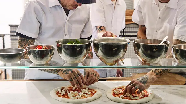 Anthony Mangieri make pizzas at Una Pizza Napoletana
