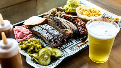 La Barbecue platter