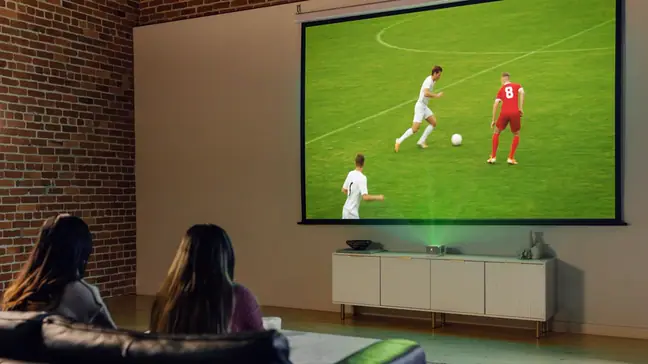 Philips Screeneo UL5 Smart projector can produce an image that measure 120 inches diagonally