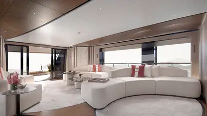 Sirena 42 Superyacht main salon