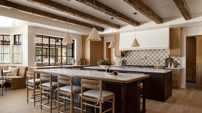 Lindye Galloway SoCal design kitchen